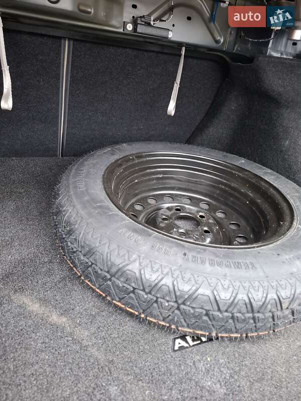 Седан Nissan Altima 2009 в Виннице