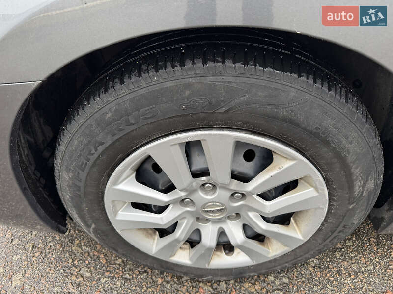 Седан Nissan Altima 2014 в Киеве