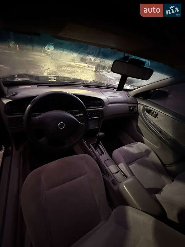 Седан Nissan Altima 1998 в Харькове