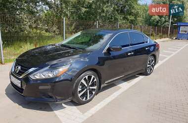 Седан Nissan Altima 2018 в Сумах