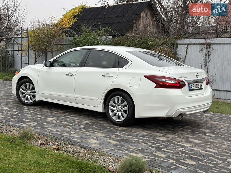 Седан Nissan Altima 2018 в Днепре фото 4 Седан Nissan Altima 2018 в Днепре