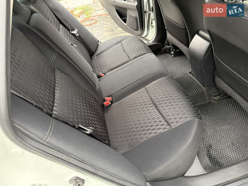 Седан Nissan Altima 2018 в Днепре фото 11 Седан Nissan Altima 2018 в Днепре