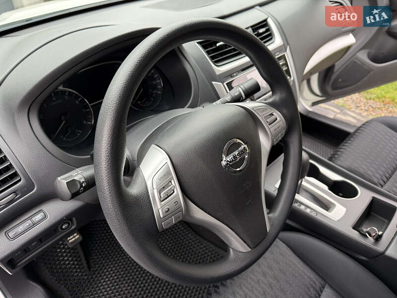Седан Nissan Altima 2018 в Днепре фото 15 Седан Nissan Altima 2018 в Днепре