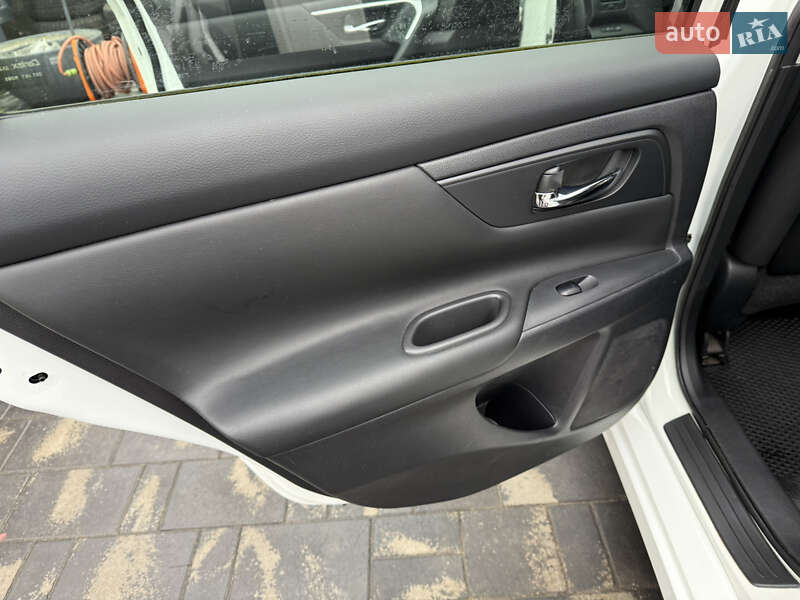 Седан Nissan Altima 2018 в Днепре фото 19 Седан Nissan Altima 2018 в Днепре