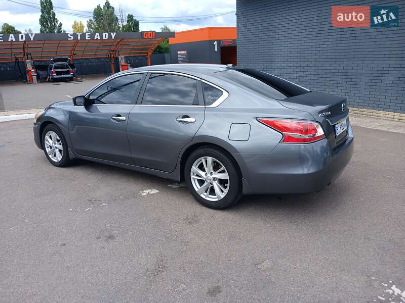 Седан Nissan Altima 2015 в Харкові
