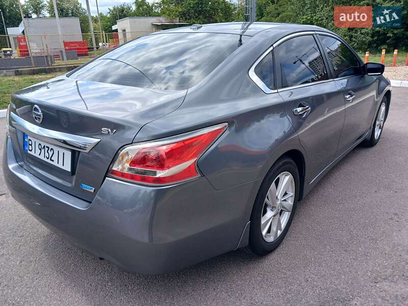 Седан Nissan Altima 2015 в Харкові