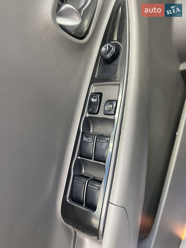 Седан Nissan Altima 2003 в Одессе