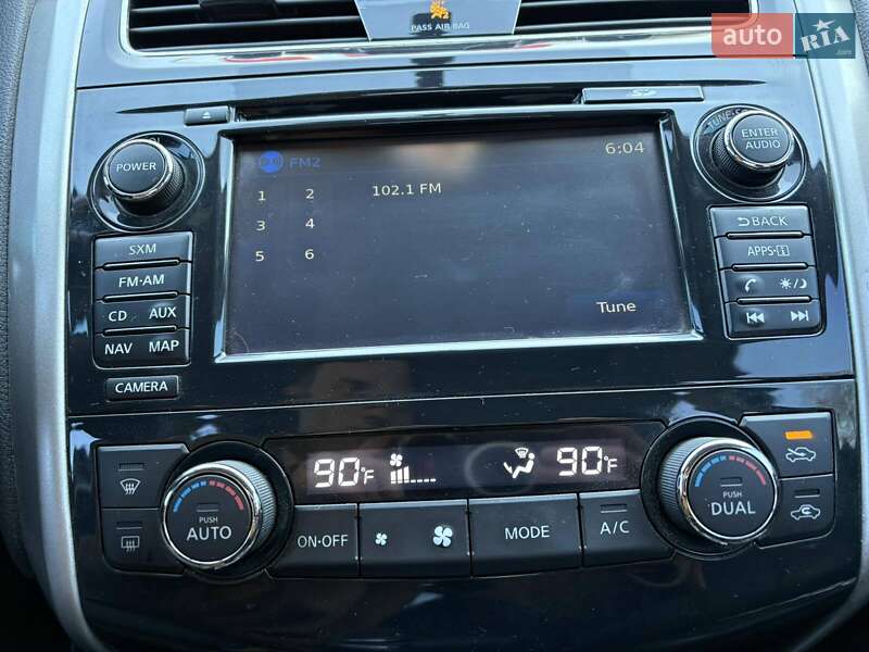 Седан Nissan Altima 2015 в Миколаєві