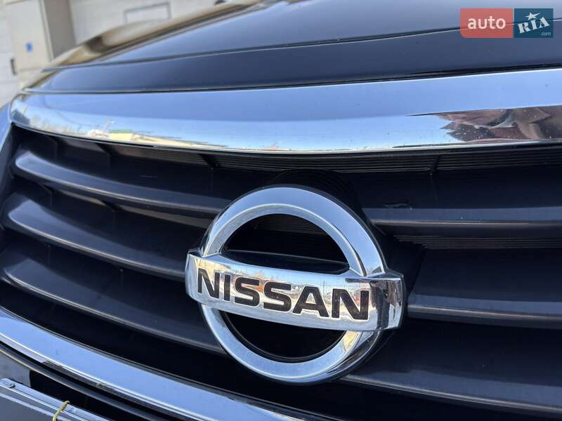 Седан Nissan Altima 2015 в Миколаєві