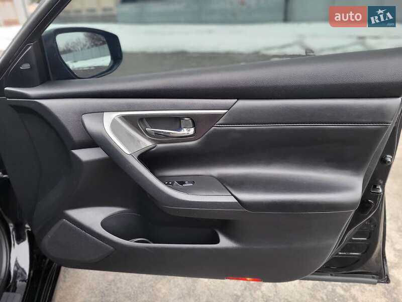 Седан Nissan Altima 2013 в Черкассах фото 26 Седан Nissan Altima 2013 в Черкассах