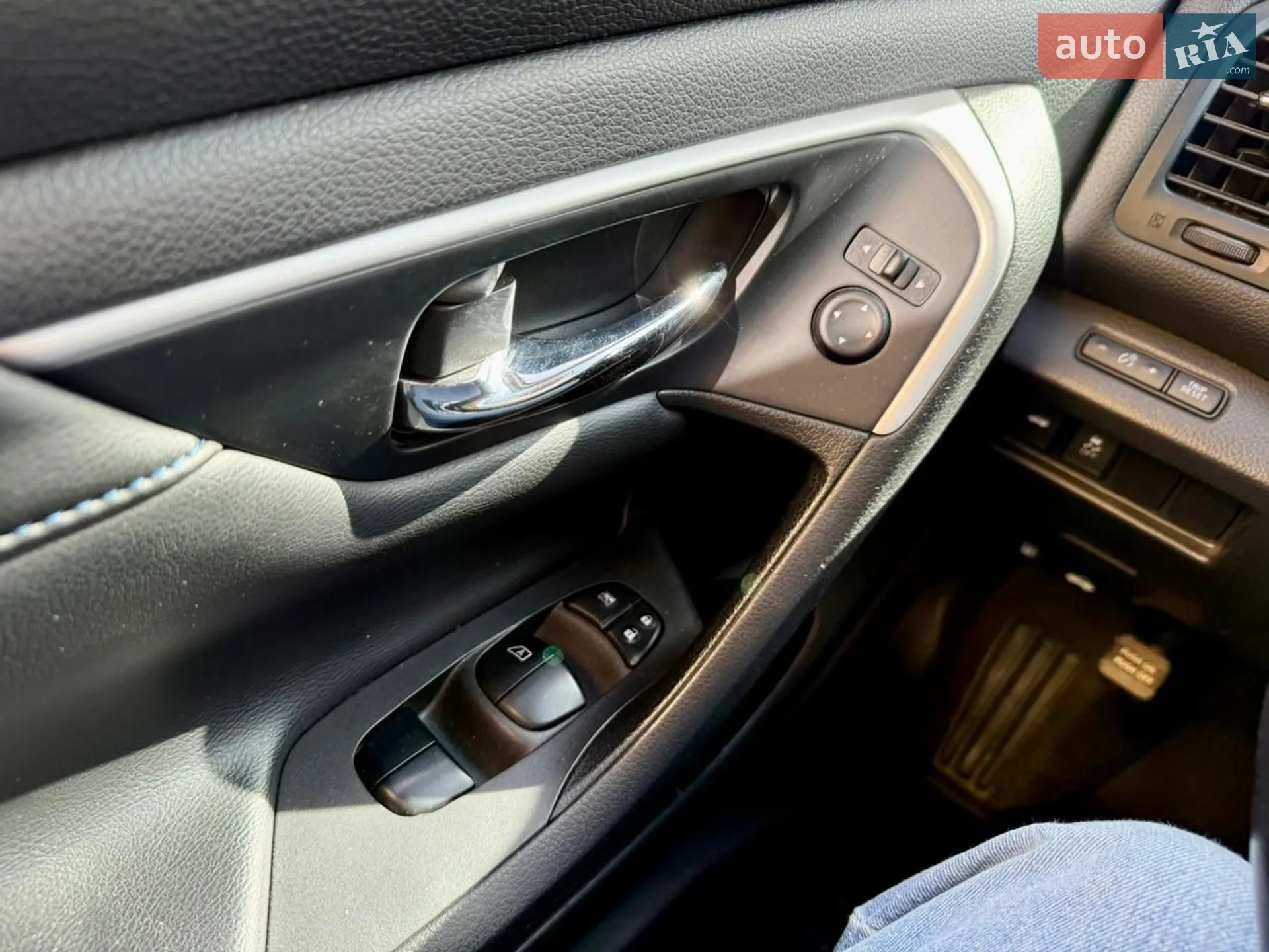 2017 Nissan Altima - мініатюра 30