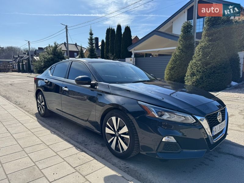 Седан Nissan Altima 2022 в Белой Церкви