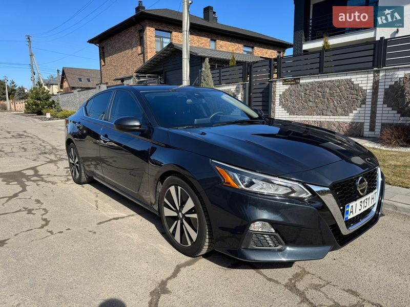 Седан Nissan Altima 2022 в Белой Церкви