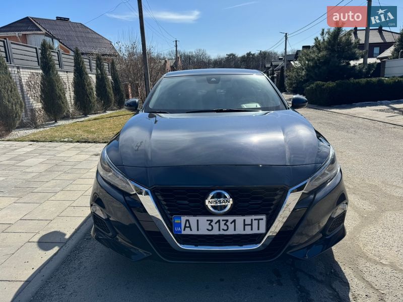 Седан Nissan Altima 2022 в Белой Церкви