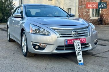 Седан Nissan Altima 2014 в Лубнах
