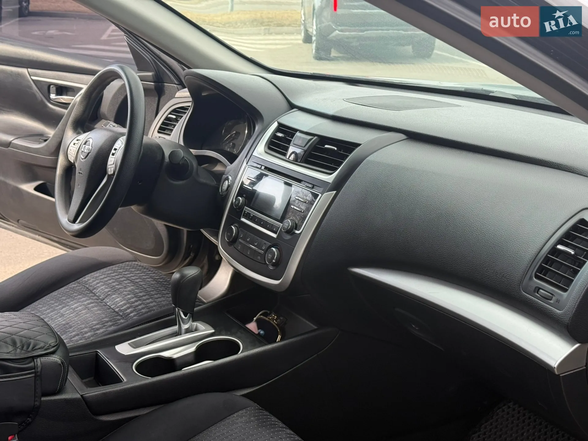 2016 Nissan Altima - мініатюра 8