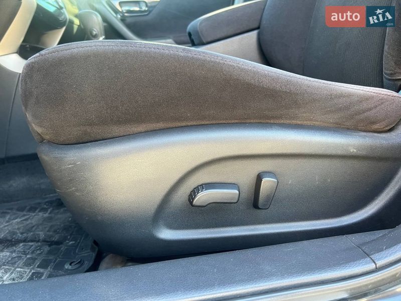 Седан Nissan Altima 2012 в Києві