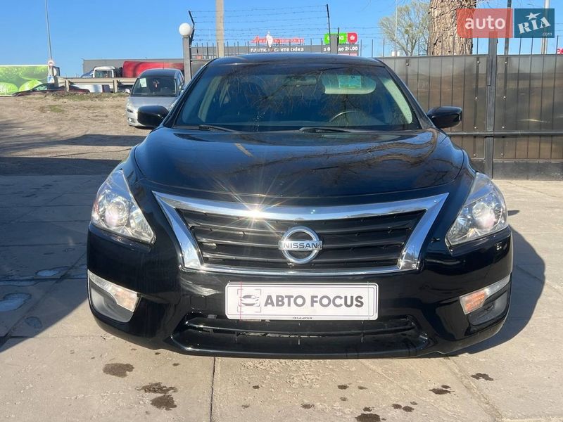Седан Nissan Altima 2012 в Києві