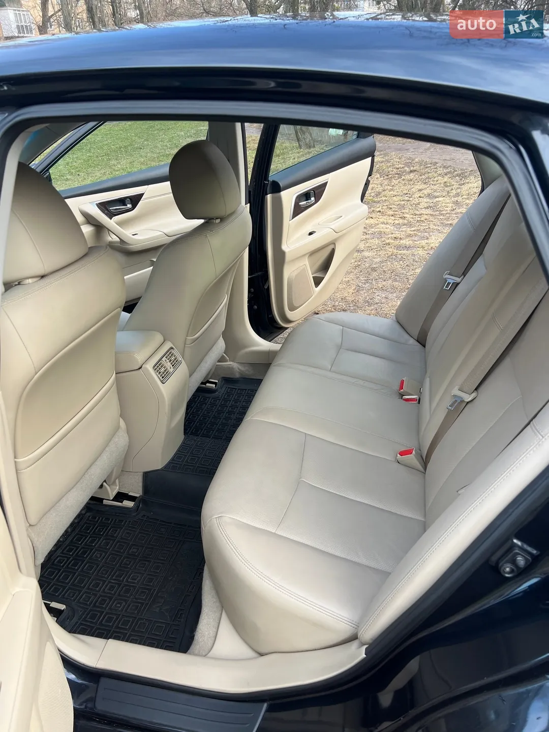 2013 Nissan Altima - мініатюра 5