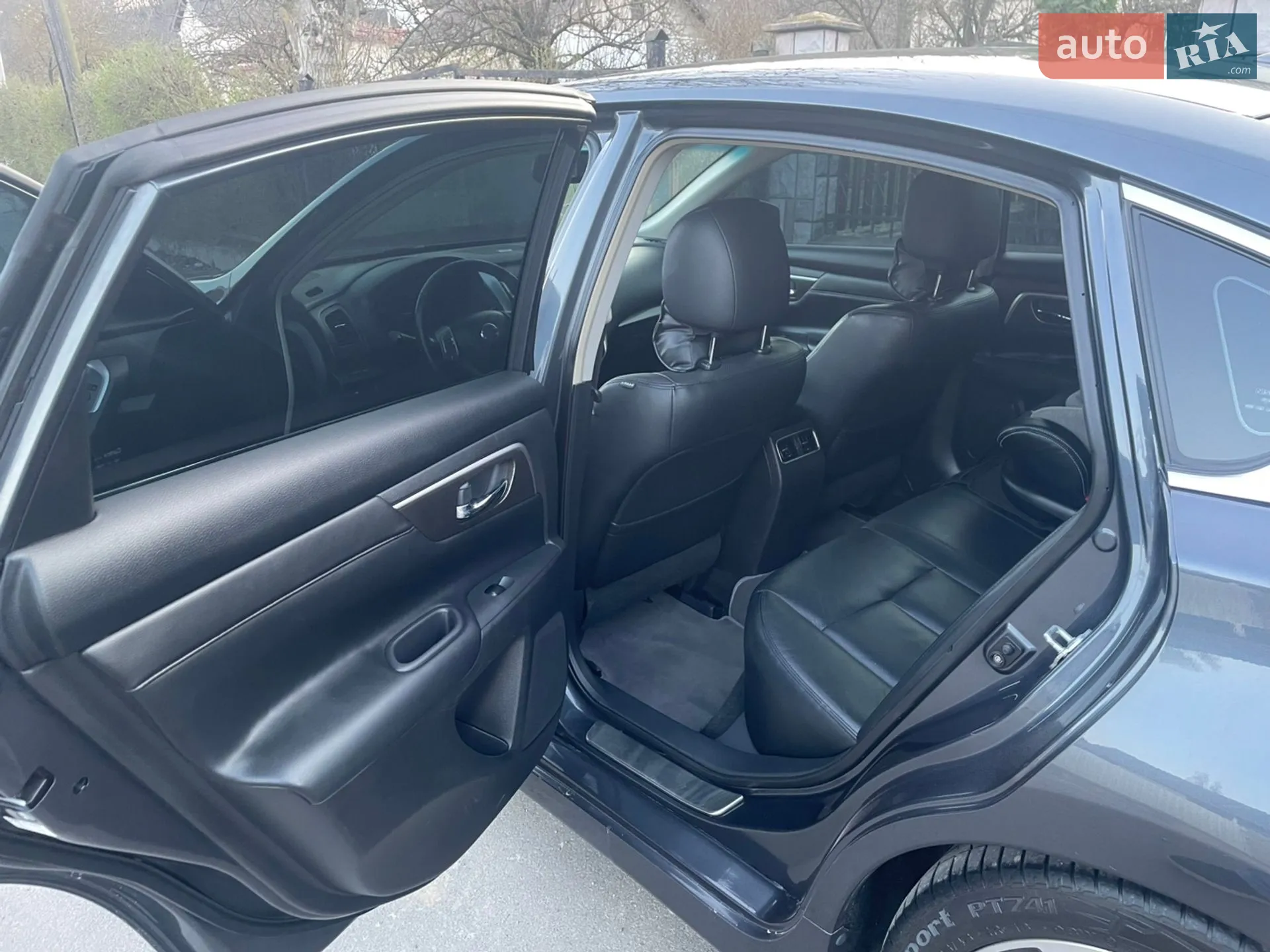2013 Nissan Altima - мініатюра 5
