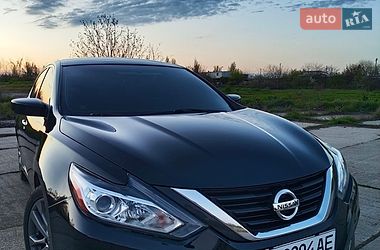 Седан Nissan Altima 2017 в Миколаєві