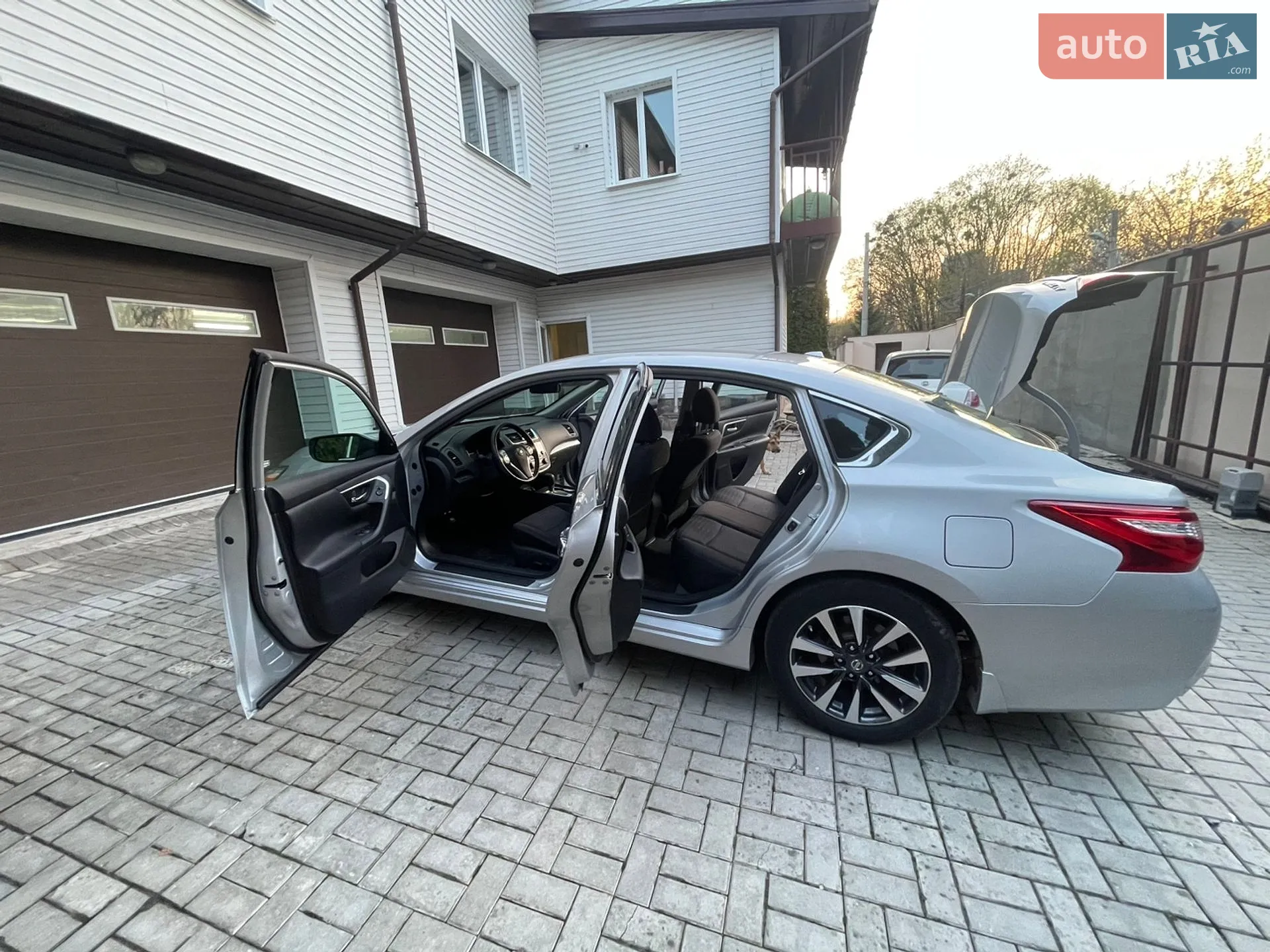 2017 Nissan Altima - мініатюра 35