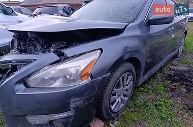 Седан Nissan Altima 2014 в Полтаві