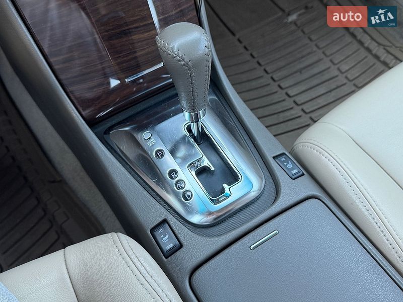 Седан Nissan Altima 2011 в Киеве