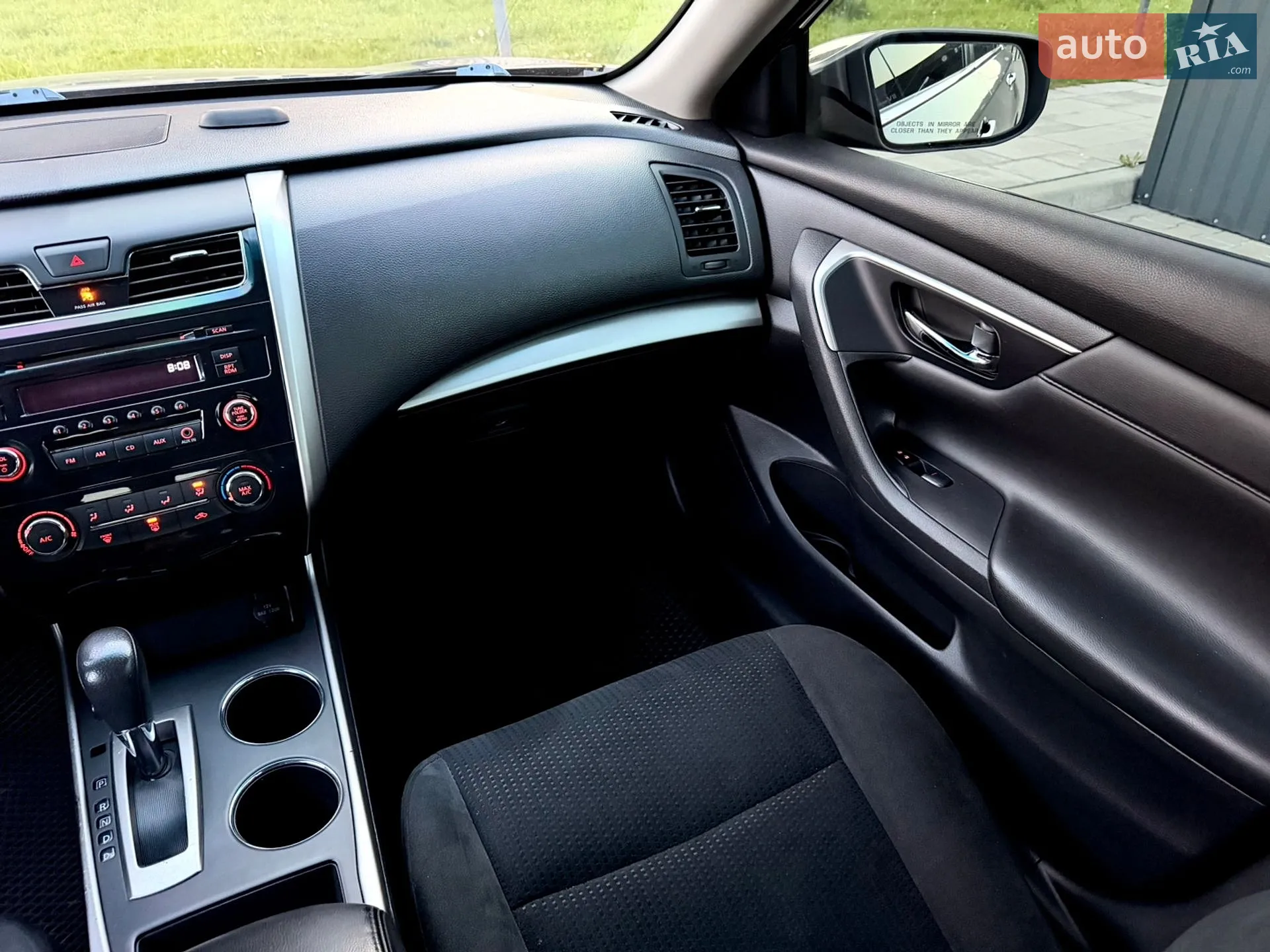 2015 Nissan Altima - мініатюра 42
