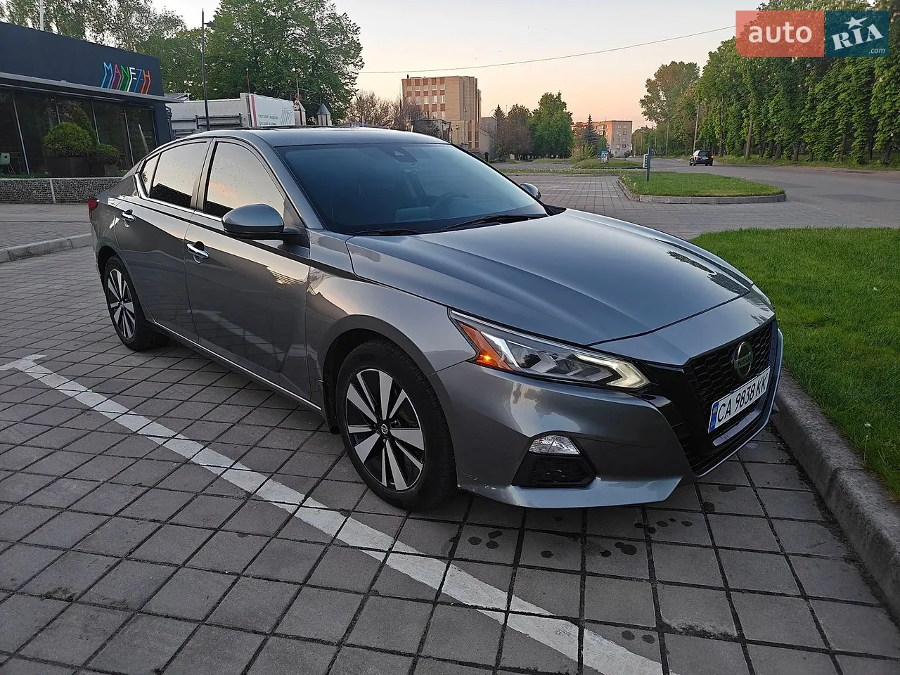 2019 Nissan Altima - мініатюра 19