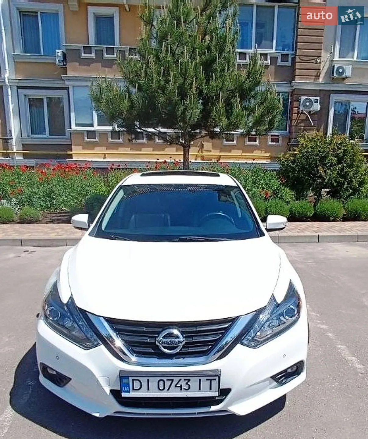 2017 Nissan Altima - мініатюра 3