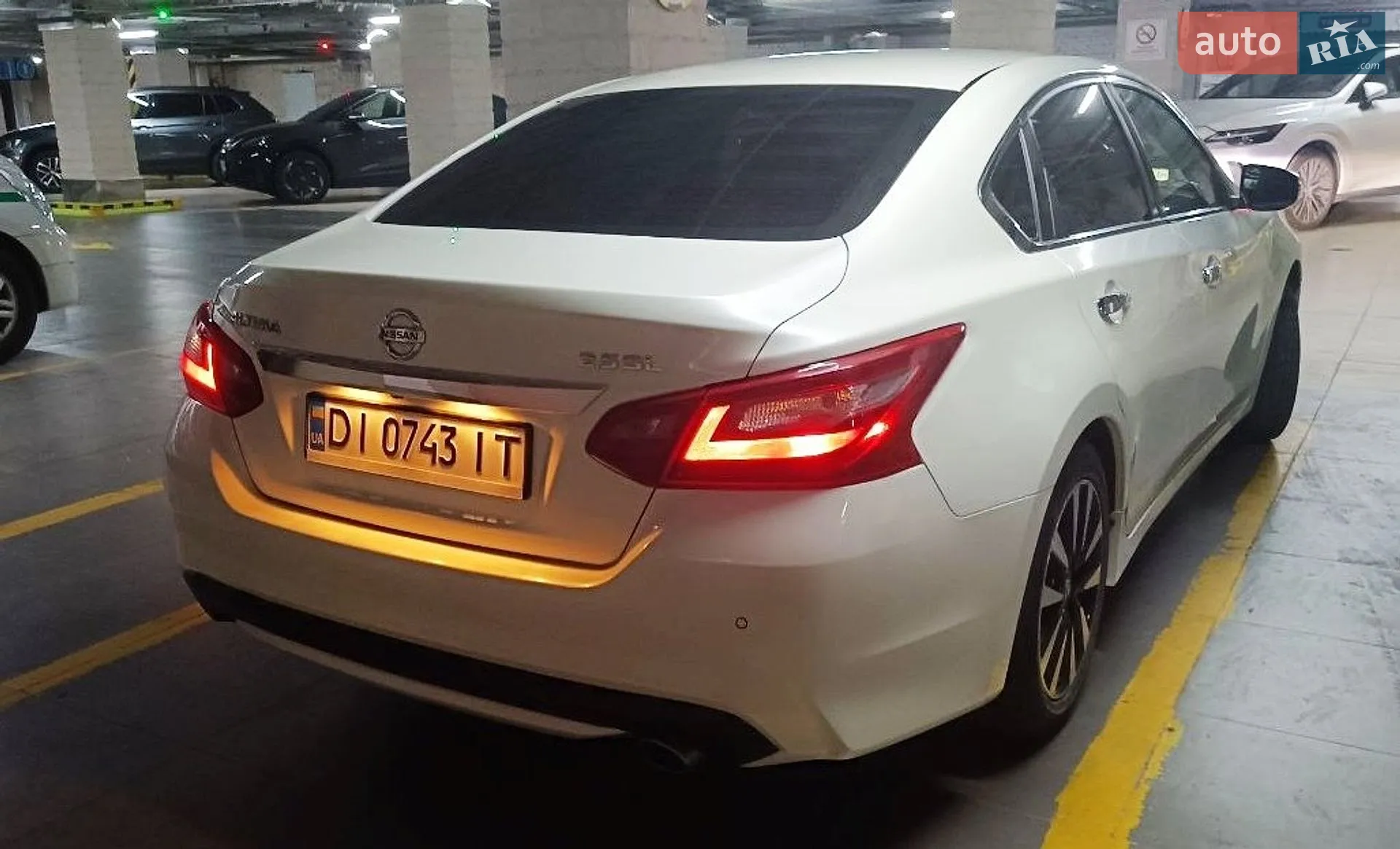 2017 Nissan Altima - мініатюра 5