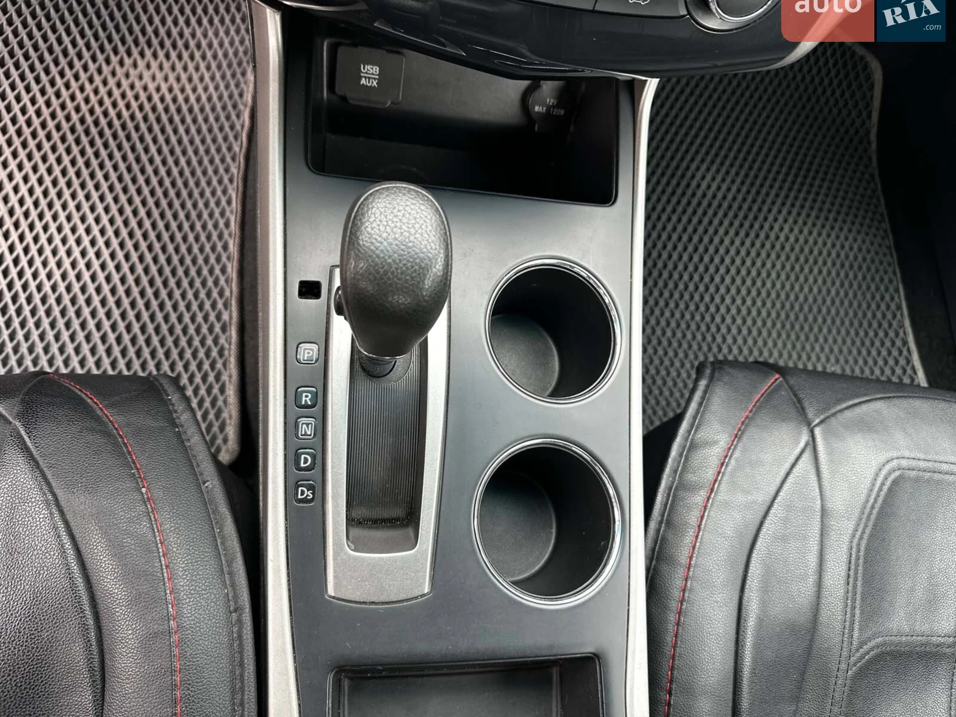 2015 Nissan Altima - мініатюра 18