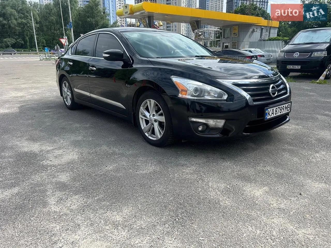 2013 Nissan Altima - мініатюра 19