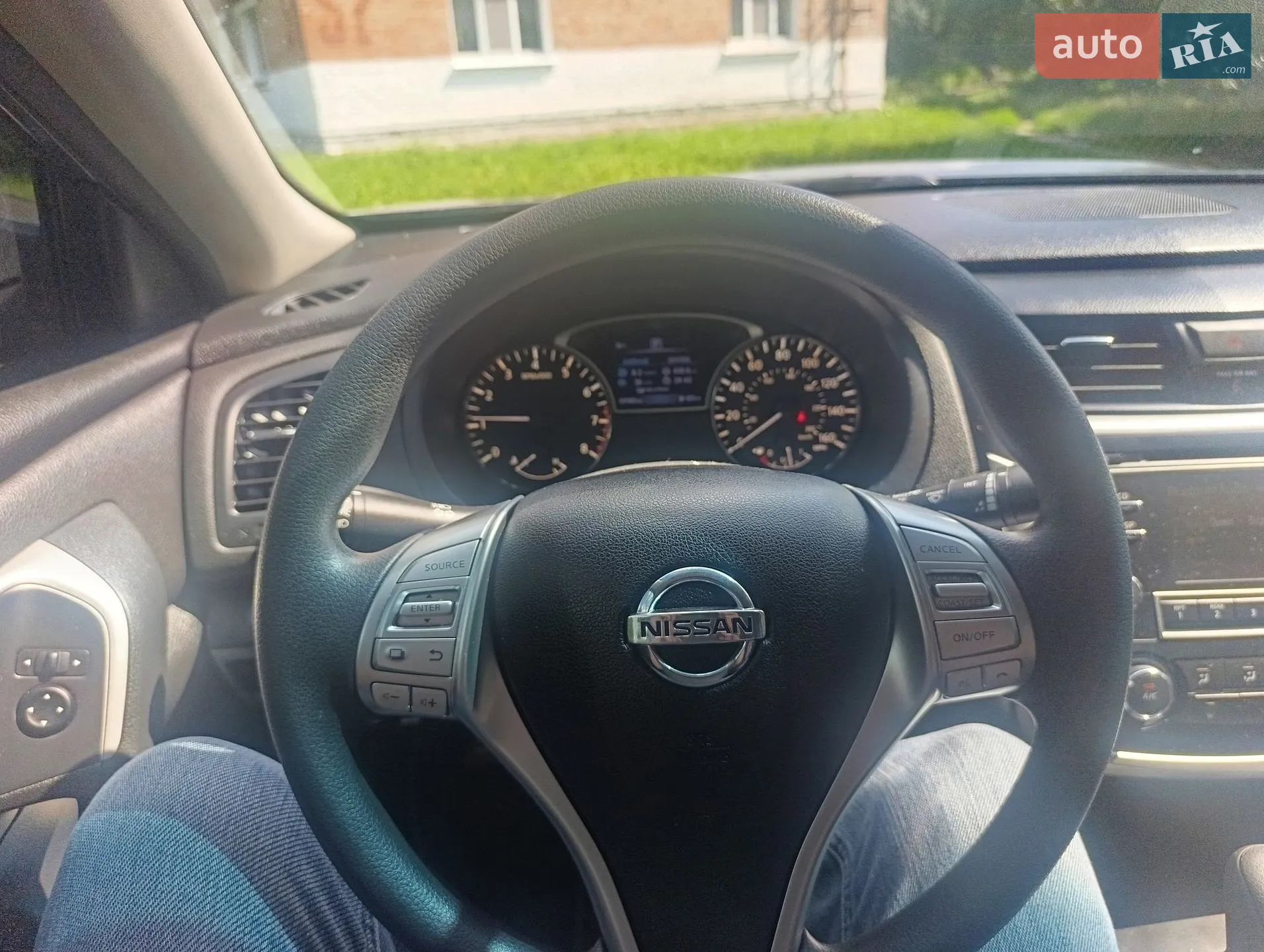 2017 Nissan Altima - мініатюра 14