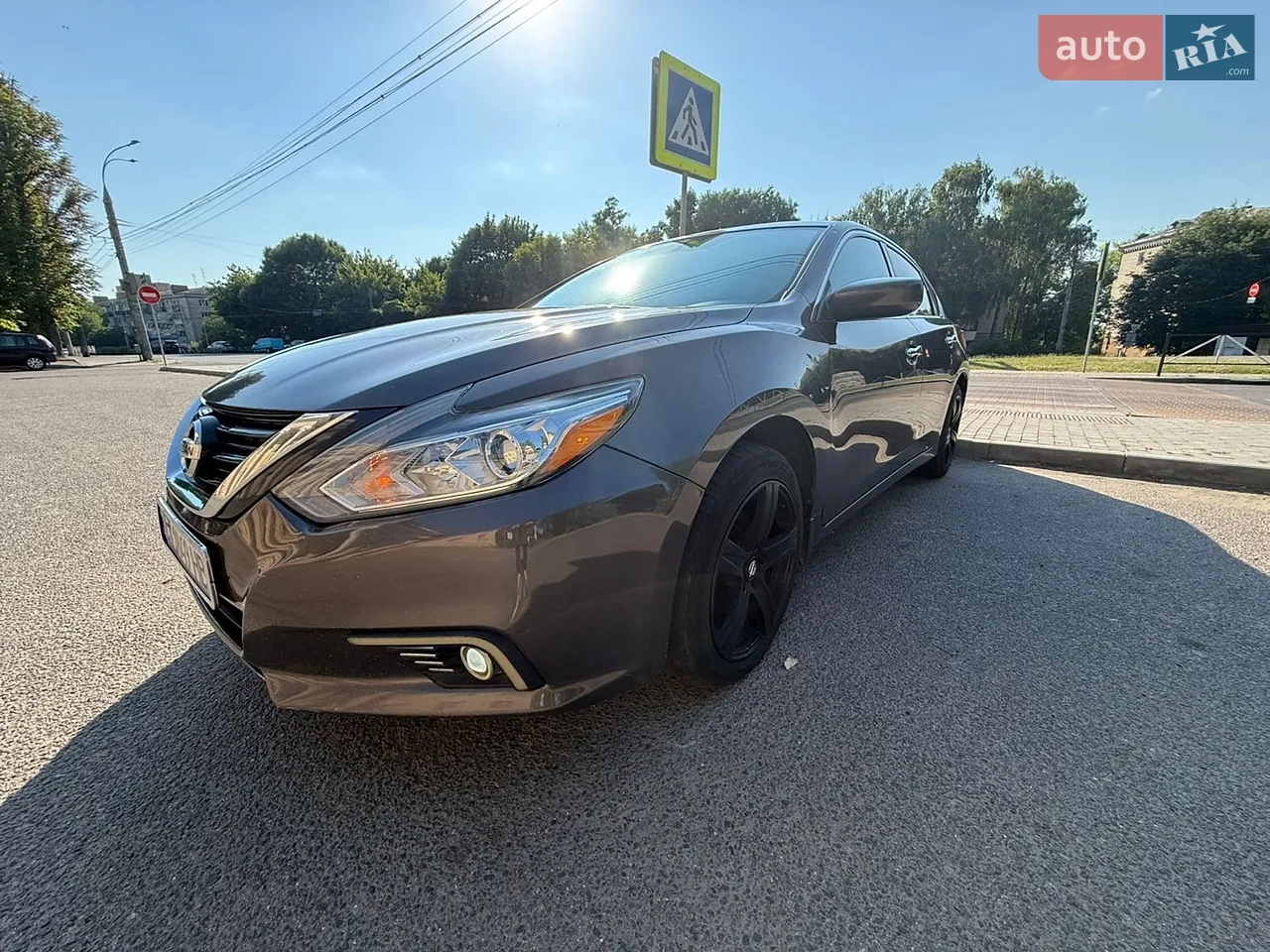 2017 Nissan Altima - мініатюра 16