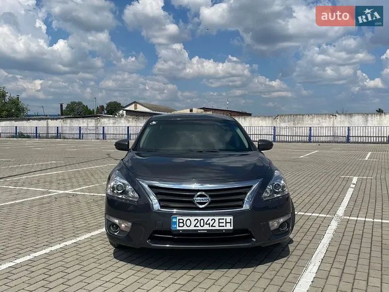 Nissan Altima