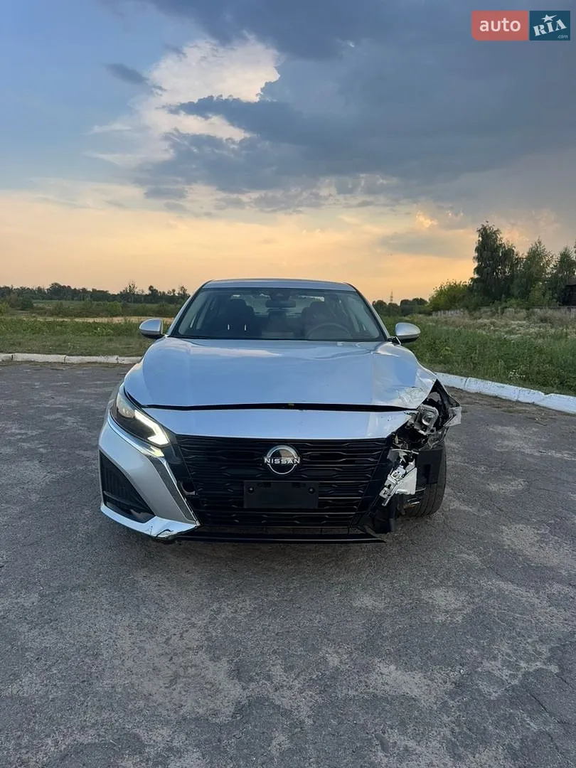 2023 Nissan Altima - мініатюра 2
