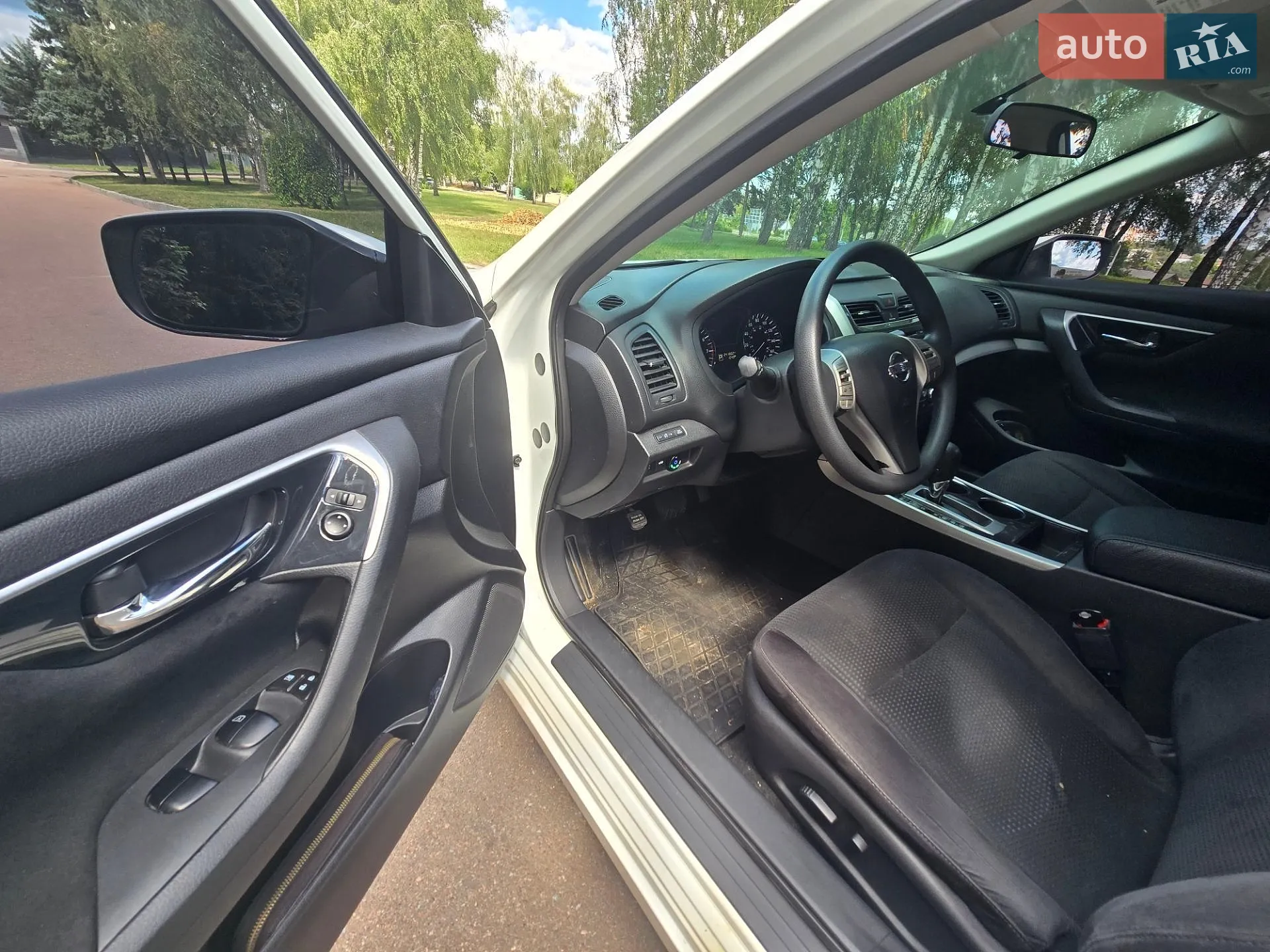 2014 Nissan Altima - мініатюра 11