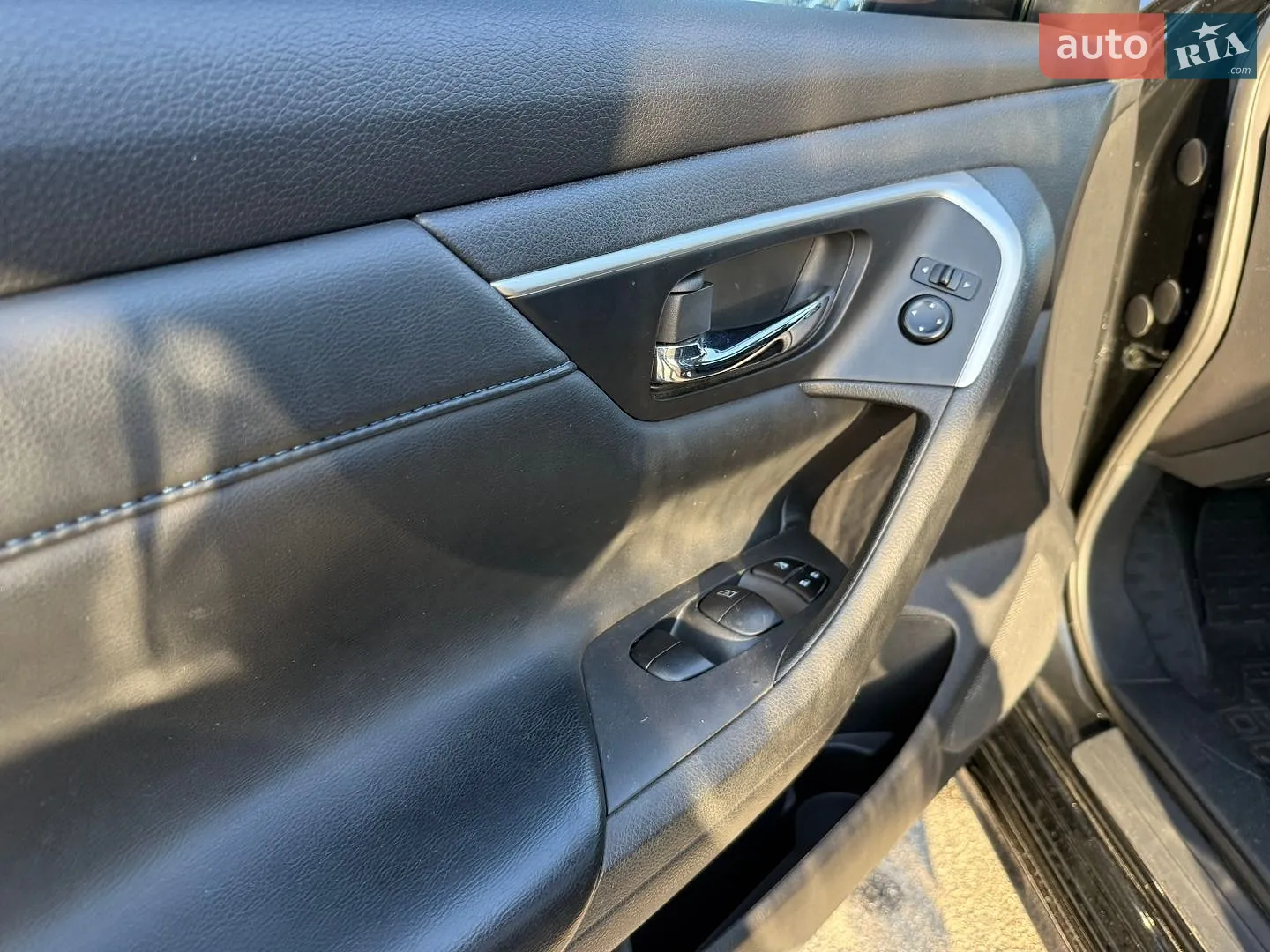 2015 Nissan Altima - мініатюра 18