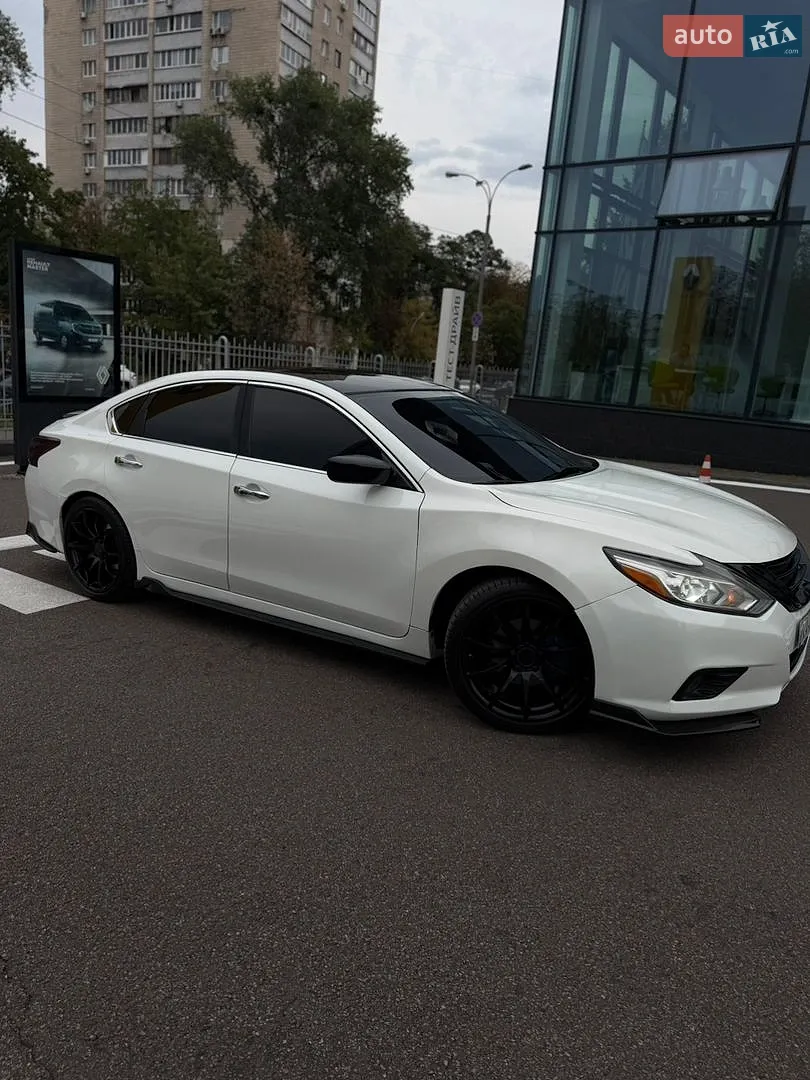 2018 Nissan Altima - мініатюра 2