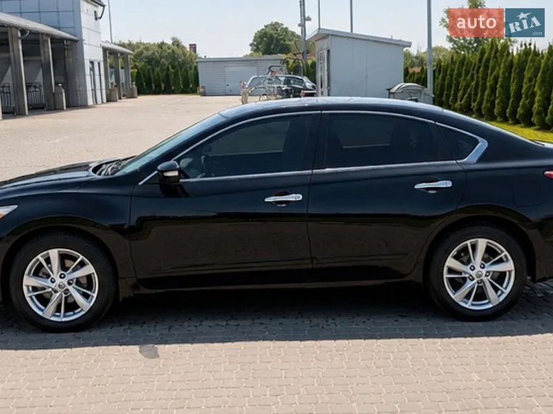 Nissan Altima