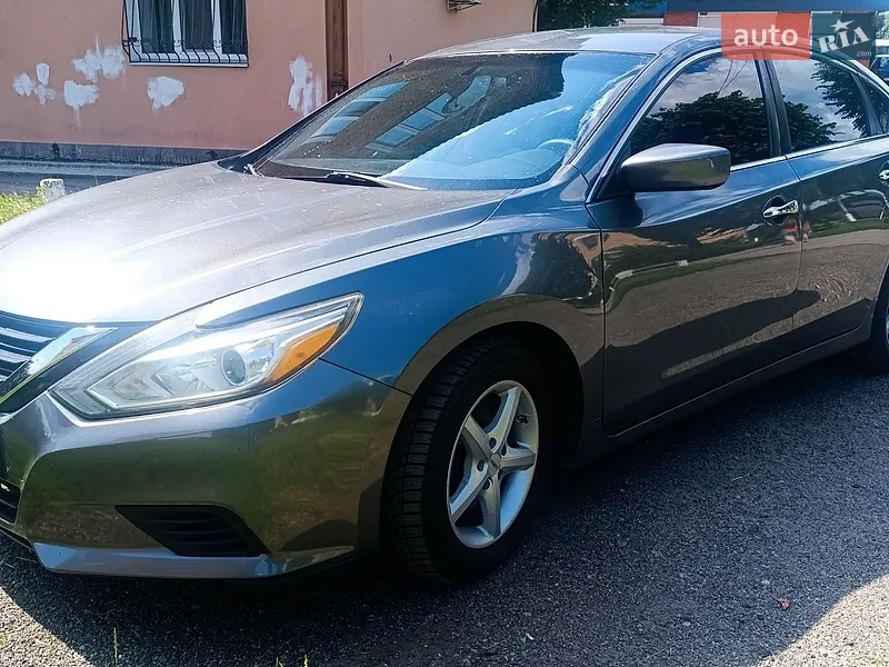 Nissan Altima 2017
