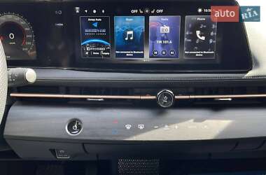 Позашляховик / Кросовер Nissan Ariya 2022 в 