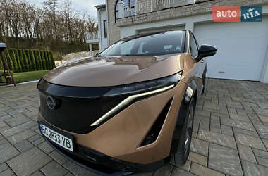 Внедорожник / Кроссовер Nissan Ariya 2022 в 
