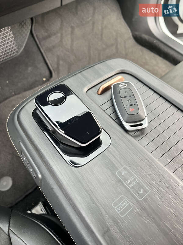 Позашляховик / Кросовер Nissan Ariya 2022 в Дніпрі