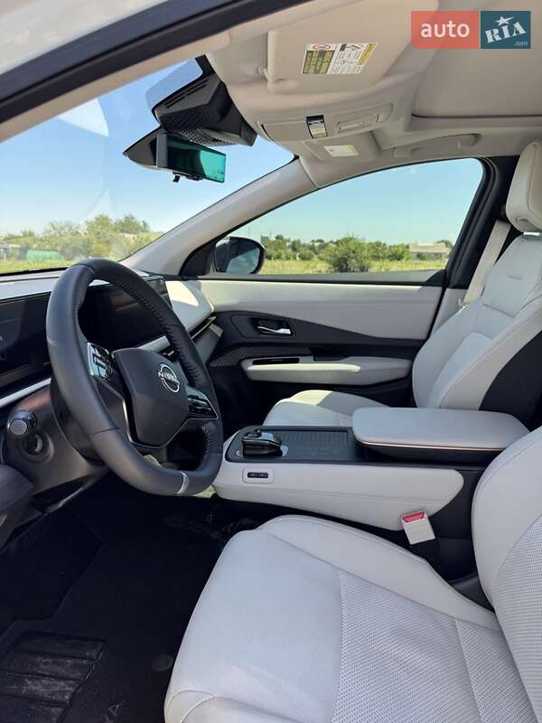 Внедорожник / Кроссовер Nissan Ariya 2023 в Полтаве