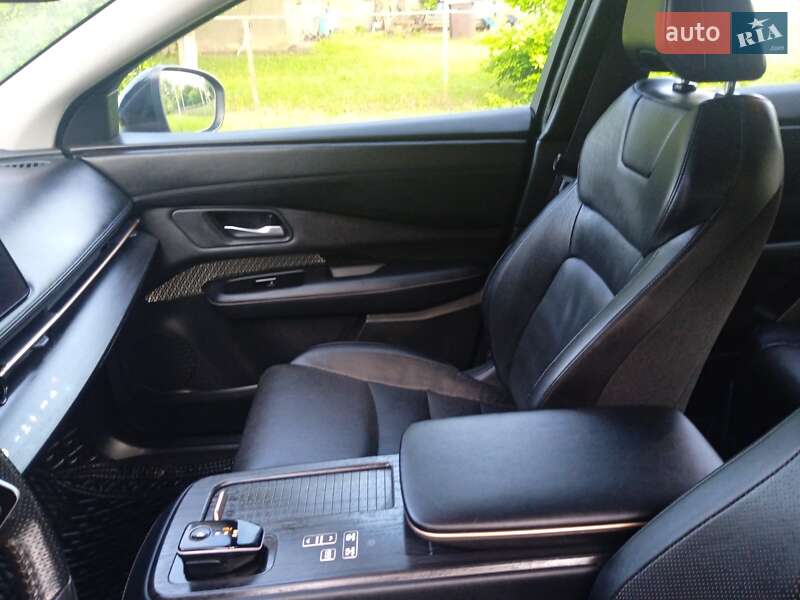 Внедорожник / Кроссовер Nissan Ariya 2023 в Черновцах