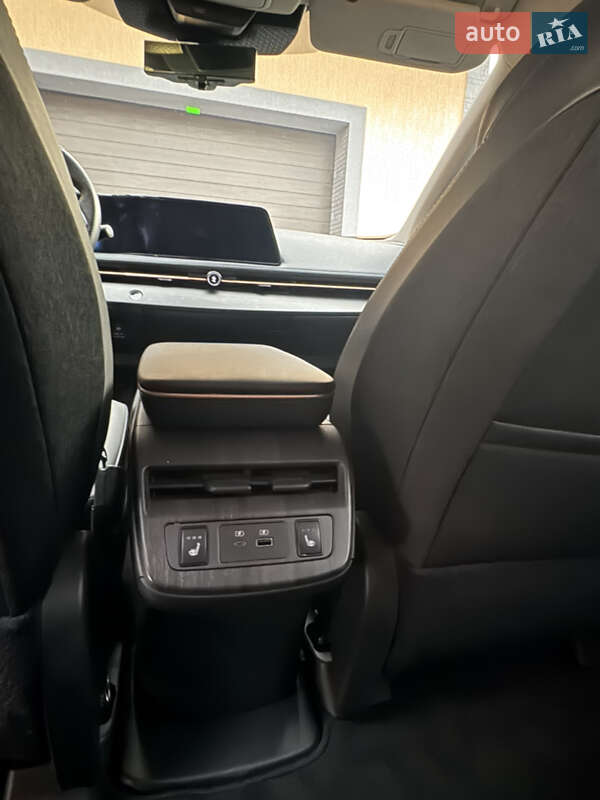 Внедорожник / Кроссовер Nissan Ariya 2023 в Александрие