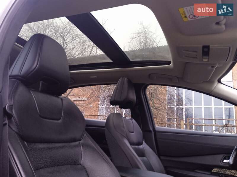 Позашляховик / Кросовер Nissan Ariya 2022 в Чернівцях